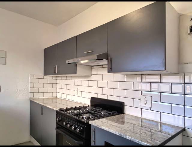 3 BEDROOM APARTMENT FOR SALE IN WINDSOR WEST